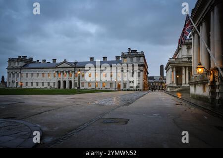 London, UK. 23rd Nov, 2024. Dark clouds and misty rain in Greenwich this morning. Storm Bert is set to hit Britain today with multiple weather warnings for coastal areas, Scotland and the North, but is expected to be less severe in London. Credit: Imageplotter/Alamy Live News Stock Photo