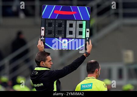 Milano, Italia. 23rd Nov, 2024. UNROSSOALLAVIOLENZA during the Serie A soccer match between Milan and Juventus at San Siro Stadium in Milan, North Italy - Saturday, November 23, 2024. Sport - Soccer . (Photo by Spada/Lapresse) Credit: LaPresse/Alamy Live News Stock Photo