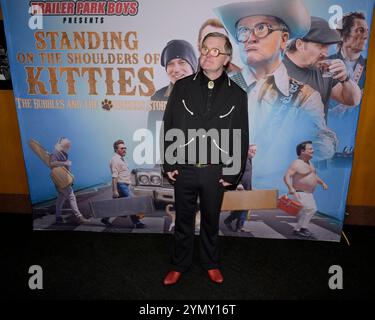 November 22, 2024, Hollywood, California, USA: Mike Smith attends the Los Angeles premiere of ''Standing on the Shoulders of Kitties' (Credit Image: © Billy Bennight/ZUMA Press Wire) EDITORIAL USAGE ONLY! Not for Commercial USAGE! Stock Photo