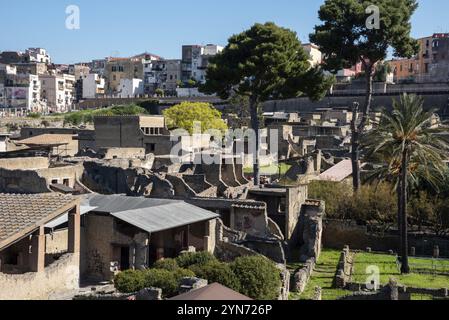 POMPEII, ITALY, MAY 04, 2022, Cityscape of ancient Herculaneum, destroyed of the volcanic eruption of Mt. Vesuvius, Italy, Europe Stock Photo