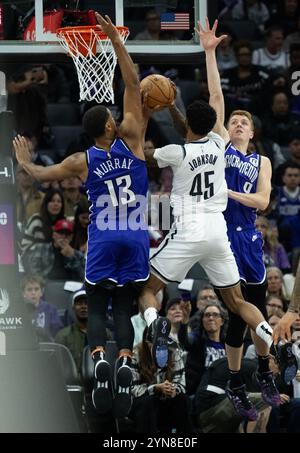 Brooklyn Nets' Keon Johnson (45) shoots over Golden State Warriors ...