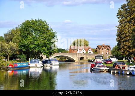 Abingdon Bridge over River Thames, Abingdon-on-Thames, Oxfordshire, England, United Kingdom Stock Photo