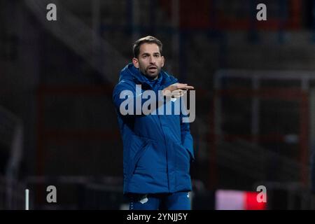 Theodoros Dedes (TSG Hoffenheim, Trainer) gestikuliert, GER, VfL Bochum vs TSG 1899 Hoffenheim, Fussball Frauen DFB Pokal, Achtelfinale, Saison 2024/2025, 22.11.2024 DFB regulations prohibit any use of photographs as image sequences and/or quasi-video Foto: Eibner-Pressefoto/Michael Memmler Stock Photo