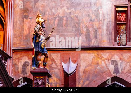 Statue from 1580 by Hans Michel depicting Lucius Munatius Plancus. Inner courtyard. The Basel Town Hall is a 500-year-old building dominating the Mark Stock Photo