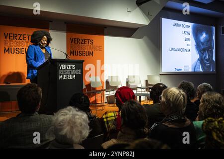 AMSTERDAM - Departing NiNsee director Linda Nooitmeer while giving the annual Anton de Kom lecture at the Resistance Museum. The lecture calls attention to the fight against intolerance and discrimination and to the history of minority groups and their position in Dutch society. ANP DINGENA MOL netherlands out - belgium out Stock Photo