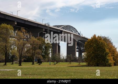 Burlington Bay James N. Allan Skyway bridge in Hamilton, Ontario, Canada Stock Photo