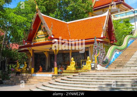 Wat Phra Yai, known in English as the Big Buddha Temple, is a Buddhist temple of Ko Phan, in Koh Samui. The statue is 12 metre high (39-foot) and gold Stock Photo