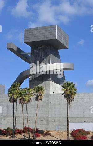 LOS ANGELES - CALIFORNIA - 18 NOV 2024: Tower at the Ramon Cortines School of Visual and Performing Arts, VAPA. Stock Photo