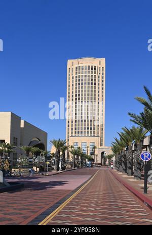 Patsaouras transit plaza hi-res stock photography and images