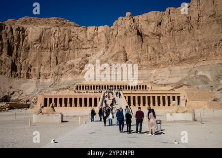 Mortuary temple of Hatshepsut in Deir al-Bahri, UNESCO World Heritage Site, Thebes, Egypt, North Africa, Africa Stock Photo