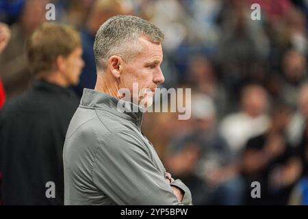 Chicago Bulls head coach Billy Donovan looks on during the first half ...