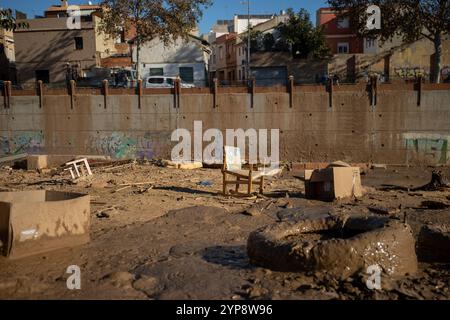 Valencia, Spain. 28th Nov, 2024. The Barranco del Poyo in the town of Massanassa south of Valencia. On November 29, one month has passed since the Isolated Depression at High Levels (DANA) that hit the towns in the south of the Spanish city of Valencia at the end of October and which, in addition to causing millions in economic damages, claimed the lives of more than 200 people. (Photo by David Canales/SOPA Images/Sipa USA) Credit: Sipa USA/Alamy Live News Stock Photo