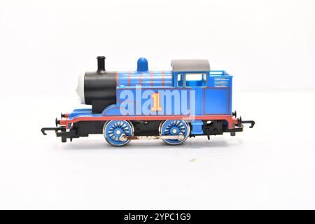 hornby-oo-gauge-thomas-the-