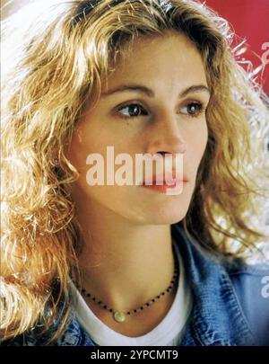 THE PELICAN BRIEF WARNER BROS JULIA ROBERTS THE PELICAN BRIEF WARNER