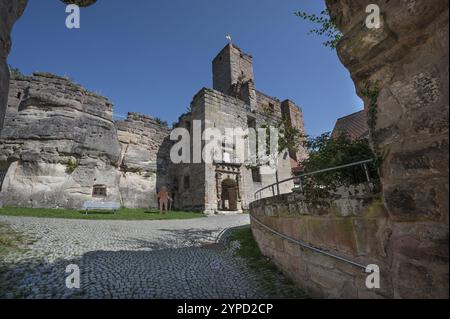 Hilpoltstein castle ruins, built around 1220 to 1230, Maria-Dorothea-Strasse 5, 7, Hiltpoltstein, Middle Franconia, Bavaria, Germany, Europe Stock Photo