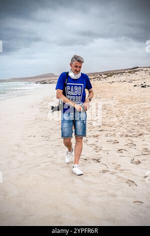 Photographer Pascal Boegli on Praia de Atalanta - Boa Vista - Cape Verde Stock Photo