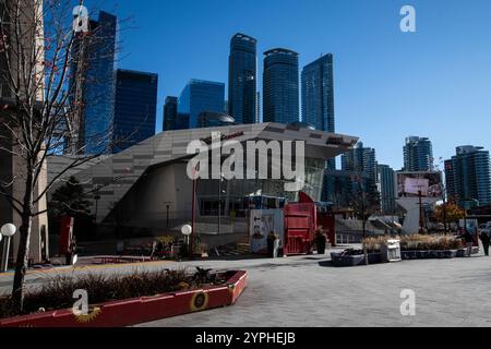 Ripley's Aquarium on Bremner Boulevard in downtown Toronto, Ontario, Canada Stock Photo