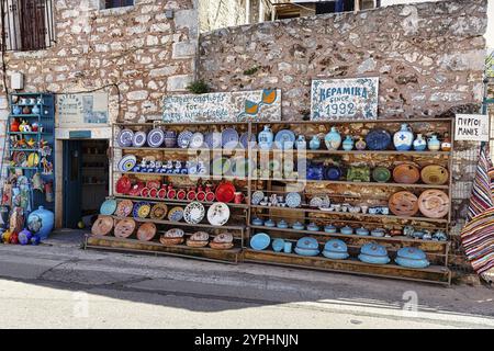 Colourful outdoor pottery, pottery, souvenir shop in the village of Pyrgos Dirou, Mani, Greece, Europe Stock Photo