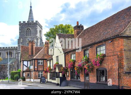 The Feathers Public House and St Mary's Church, Church Street, Rickmansworth, Hertfordshire, England, United Kingdom Stock Photo