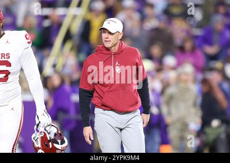 Baton Rouge, United States. 30th Nov, 2024. Oklahoma Sooners head coach Brent Venables walks across the field during the first half of a Southeastern Conference college football game at Tiger Stadium on Saturday, November 30, 2024 in Baton Rouge, Louisiana. (Photo by Peter G. Forest/Sipa USA) Credit: Sipa USA/Alamy Live News Stock Photo