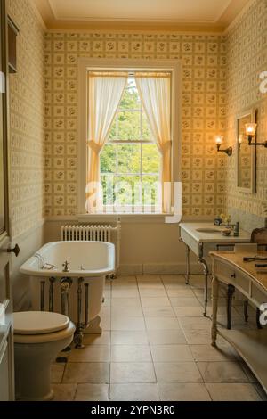 Lenox, Massachusetts, US-July 19, 2022: Bathroom with bathtub at The Mount which was the country home of the writer Edith Wharton in the early 1900s. Stock Photo