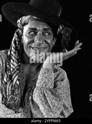 Lon Chaney in 'The Unknown' Publicity Still (MGM, 1927) Stock Photo