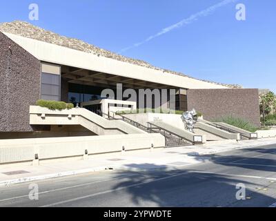 The exterior of the Palm Springs Art Museum on Museum Drive. Palm Springs, California. November 10th, 2020 Stock Photo