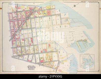 Brooklyn, Vol. 1, Double Page Plate No. 5; Part of Ward 12, Section 2; [Map bounded by Gowanus Canal, Henry St. Slip, Halleck St., Erie Basin; Including Beard St., Dwight St., Nelson St., 7th St.]; Sub Plan no. 1 [Map bounded by Henry St., Gowanus Canal, Haleck St.; Including Hicks St., Bay St.]; Sub Plan no. 2 [Map bounded by Henry St., Gowanus Canal, Van Brunt St.; Including Beard St., Halleck St.] 1916 by E.B. Hyde & Co. Stock Photo