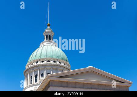 ST. LOUIS, MISSOURI, USA – JUNE 23, 2024: The Old St. Louis County Courthouse, built as a combination federal and state courthouse in 1828. Stock Photo