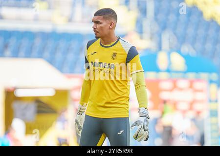 Luiz Junior Of Villarreal Warms Up During The Spanish League LaLiga EA Villarreal Spain 02nd Dec 2024 Villarreal Spain December 01 Luiz Junior Goalkeeper Of Villarreal Cf Warms Up Prior The Laliga Ea Sports Match Between Villarreal Cf And Girona Fc At Estadio De La Ceramica On December 01 2024 In Villarreal Spain Photo By Jose Torresphoto Players Press Credit Magara Press Slalamy Live News 2yr5r9r 