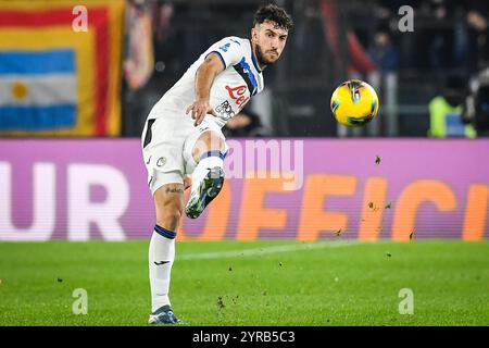 Rome, Italie. 02nd Dec, 2024. Matteo RUGGERI of Atalanta during the Italian championship Serie A football match between AS Roma and Atalanta BC on 2 December 2024 at Stadio Olimpico in Rome, Italy - Photo Matthieu Mirville (M Insabato)/DPPI Credit: DPPI Media/Alamy Live News Stock Photo