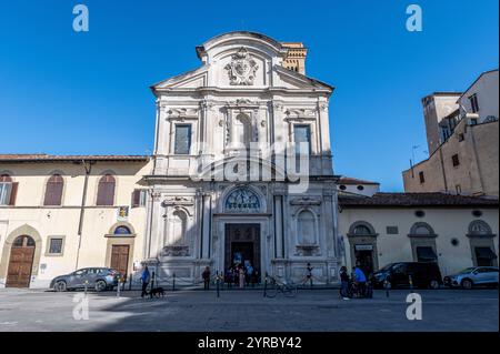 chiesa di San Salvatore di Ognissanti in Piazza Ognissanti Florence Stock Photo