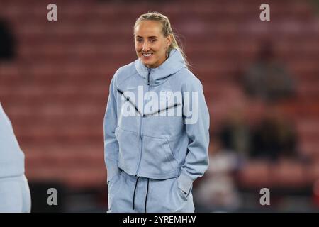 Millie Turner of England prior to the Women's International Friendly match England Women vs Switzerland women at Bramall Lane, Sheffield, United Kingdom, 3rd December 2024  (Photo by Alex Roebuck/News Images) Stock Photo