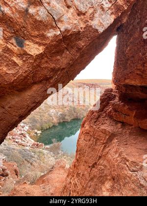 Red rocks leading to a lake in New Mexico Stock Photo