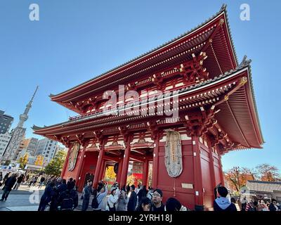 The Kaminarimon Gate of Sensoji in the Asakusa district of Tokyo, Japan. Stock Photo