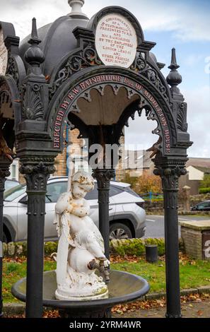 UK, County Durham, Teesdale, Middleton in Teesdale, Horsemarket, Bainbridge memorial cast iron fountain Stock Photo