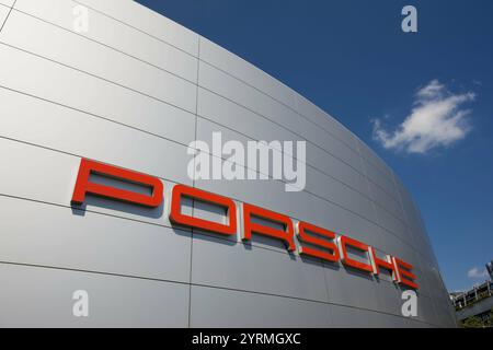 Porsche Car showroom by factory, Stuttgart-Zuffenhausen, Baden-Wurttemberg, Germany Stock Photo