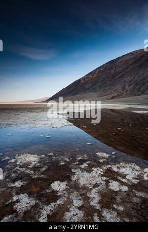 Badwater, lowest elevation in the USA (-87m), borax sediment in Death ...