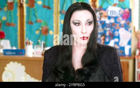 THE ADDAMS FAMILY 1991  Paramount Pictures film with Anjelica Huston as Morticia Addams Stock Photo