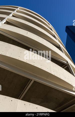 Modern building from a frog's eye perspective Stock Photo - Alamy