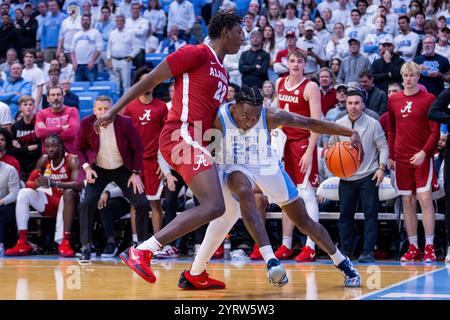 Alabama forward Aiden Sherrell (22) dunks against Kentucky center Amari ...