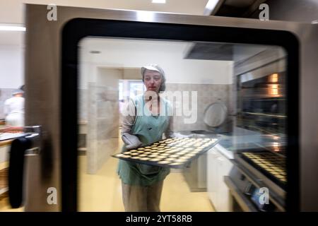 Nova Paka, Czech Republic. 06th Dec, 2024. Students of the Secondary School of Gastronomy and Services make Christmas pastry, in Nova Paka, Czech Republic, December 6, 2024. Credit: David Tanecek/CTK Photo/Alamy Live News Stock Photo