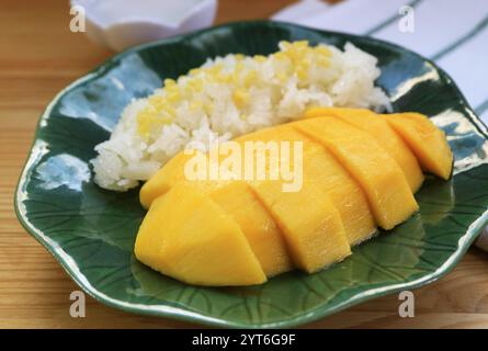 Mouthwatering Fresh Ripe Mango with Sticky Rice, a Popular Thai Dessert Stock Photo