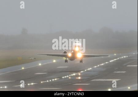 Birmingham Airport 7th December 2024 - Pilots struggle to land and take off in Storm Darragh 60mph crosswinds at Birmingham Aiport Credit: British News and Media/Alamy Live News Stock Photo