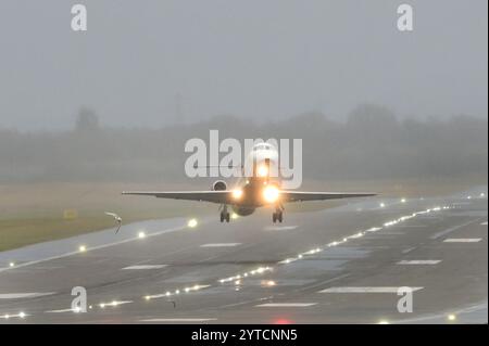 Birmingham Airport 7th December 2024 - Pilots struggle to land and take off in Storm Darragh 60mph crosswinds at Birmingham Aiport Credit: British News and Media/Alamy Live News Stock Photo