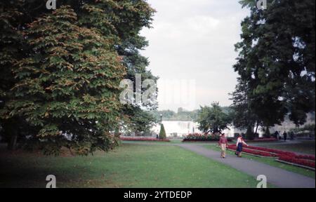 Vintage photo of Queen Victoria Park in Canada - September 1982 Stock Photo