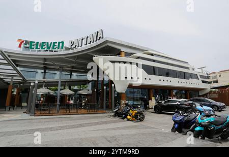 Pattaya, Thailand - May 25, 2023: 24h 7-Eleven convenience store located in Pattaya, near Bangkok. This shop is considered the World's largest 7-11. Stock Photo