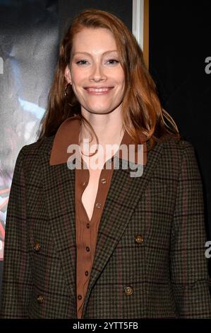 ALYSSA SUTHERLAND in EVIL DEAD RISE (2023), directed by LEE CRONIN