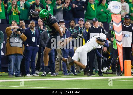 Penn State cornerback Jalen Kimber runs the 40yard dash during the school
