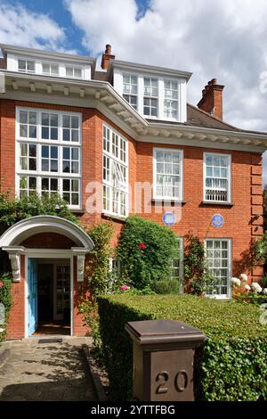 Sigmund & Anna Freud house & museum in Hampstead, London. Founders of psychoanalysis Stock Photo